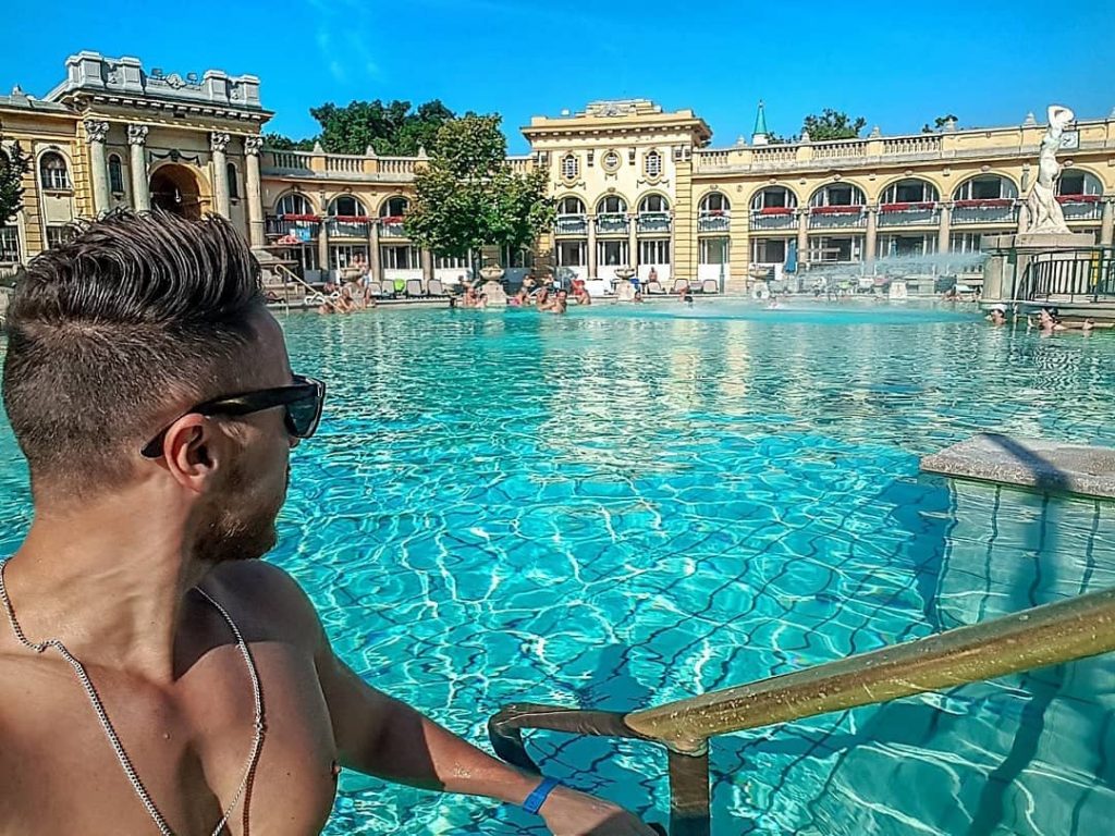 #thermal #budapest #budapestphotography #hongrie #travelers #voyage #holidays #europe #livestyle #travellingthroughtheworld #instapic #travelsolo #travelblogger #experience&hellip;