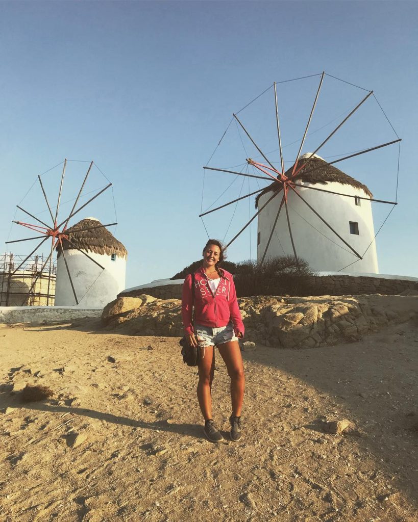 « Écoute les conseils, décide par toi-même. » proverbe grec • • • • • #europe&hellip;