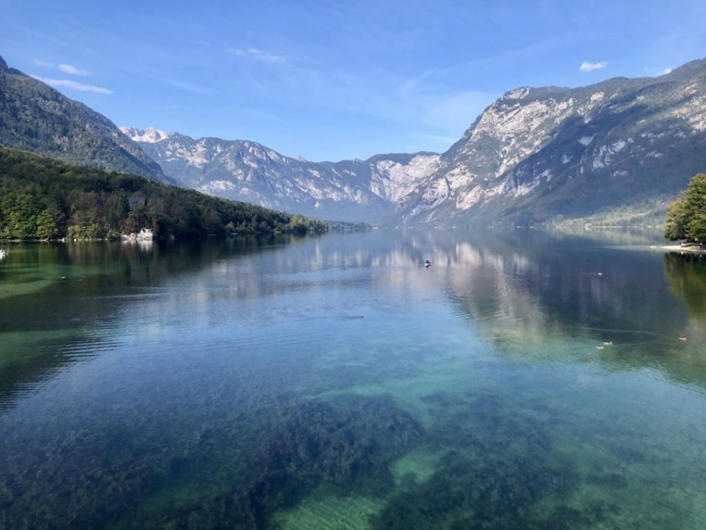 Lake Bohinj, Slovenia. Such an unbelievably beautiful country.   #landscapstyles #exklusiveshot #visualsofearth #beautifuldestinations #ilovetravel&hellip;