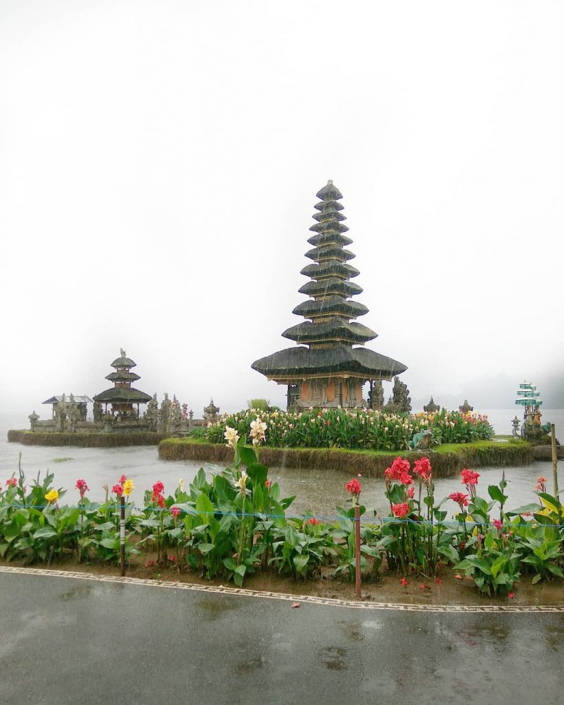 Tenía muchas ganas de visitar este templo, el tiempo no acompaño y se veía&hellip;