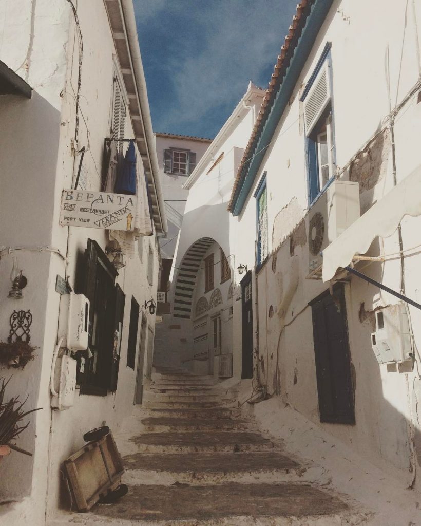 #greece???????? #hydraisland #hydra #greece #希臘 #airbnbgreece #travel #backpackers #adventuretime #背包客 #igers_greece #igersgreece #iamtb #travelrepost…