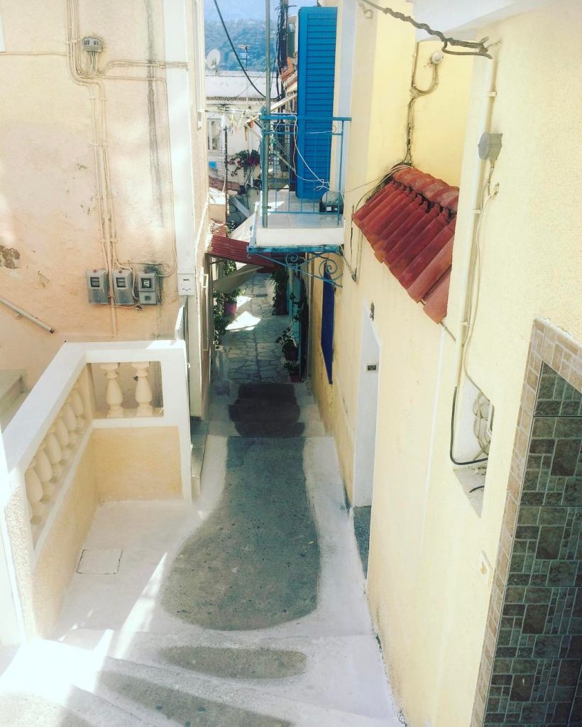 #poros #europe #greece???????? #greece #希臘 #airbnbgreece #travel #backpackers #adventuretime #背包客 #igers_greece #igersgreece #iamtb #travelrepost…