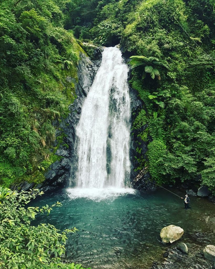 #waterfalls #yilan #taiwan???????? #宜蘭 #新寮瀑布 瀑布 #backpackers #adventuretime #travelnorthtaiwan #hiking #bpintaiwan #taiwan_dream #taiwantravel #taiwanese…