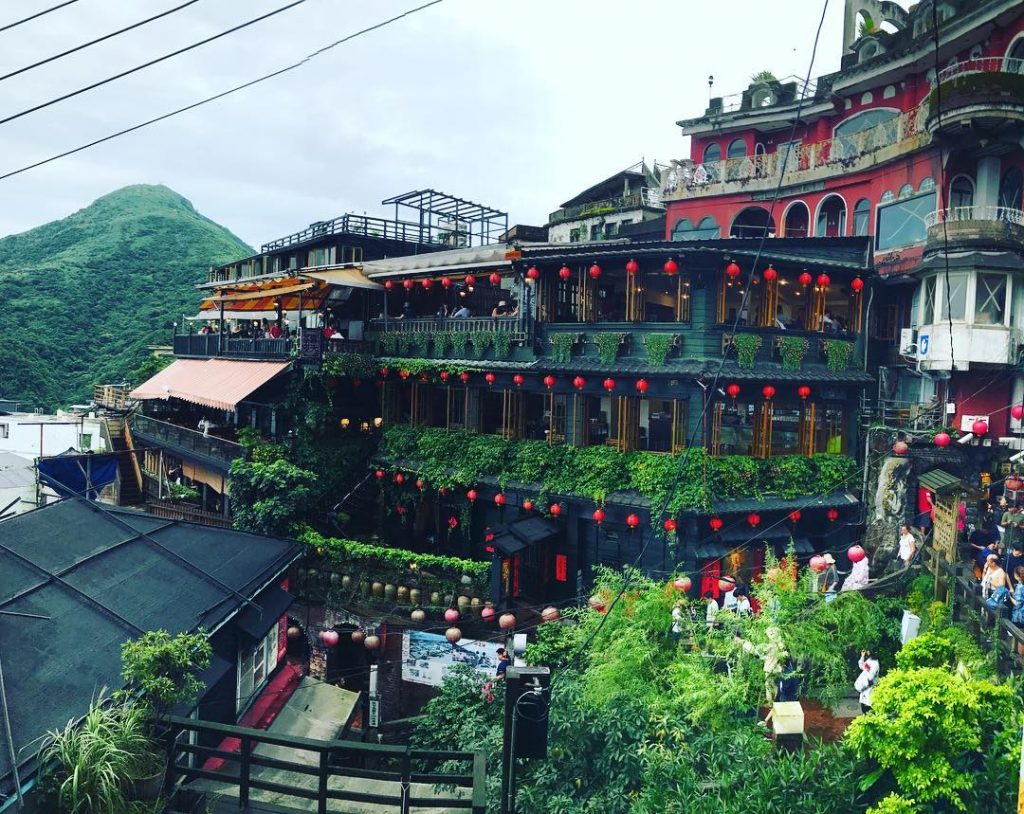 #newtaipeicity #jiufen #taiwan???????? #九份 #backpackers #adventuretime #travelnorthtaiwan #hiking #bpintaiwan #taiwan_dream #taiwantravel #taiwanese #taiwan_tourism #taiwanderlust…