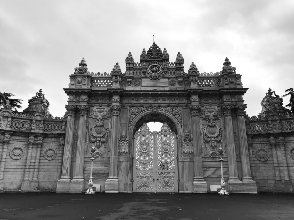 #dolmahbacepalace #Istanbul #turkey #???????? #土耳其 #伊斯坦堡 #airbnbturkey #taiwan???????? #travel #backpackers #adventuretime #背包客 #igerstaiwan #amazingtaiwan…
