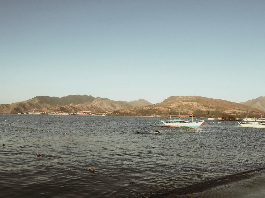 How glorious a greeting the sun gives the mountains. #bnesimppl