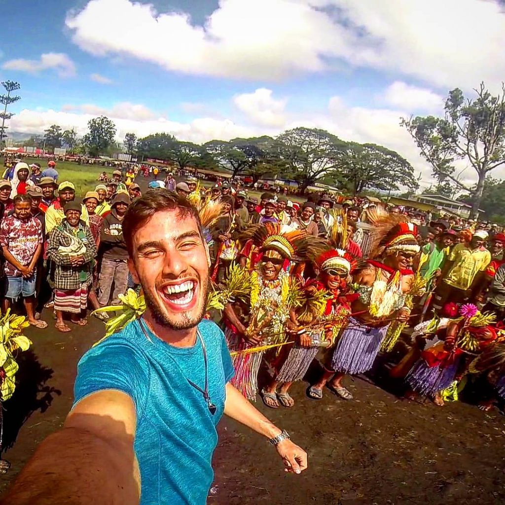 #papuanewguinea #notfromtoday #tribe #miss #colorful #bnesimppl