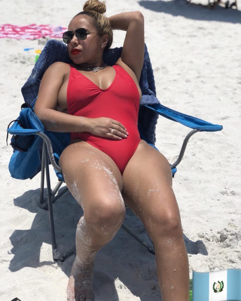 A pretty girl ain’t nothing if she has a ugly ️ ….. #playhardworkharder #flbound&hellip;