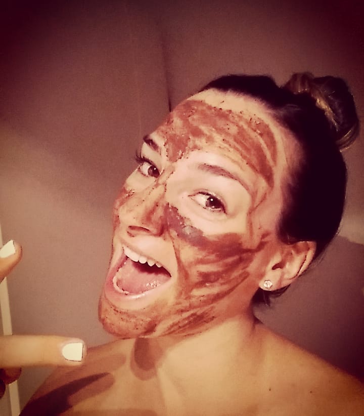 . . . . . . . #chocolatemask #summergame #deliciouscosmetics #lush #bonheur #holidays…