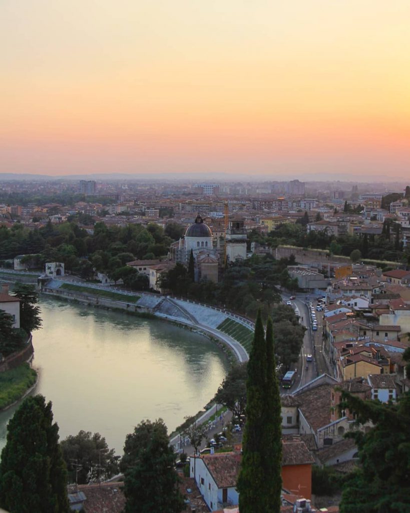 #goodmorning #verona #italy #castelsanpietro #castel #view #river #sun #sunset #sky #august #beautiful #nature #evening&hellip;
