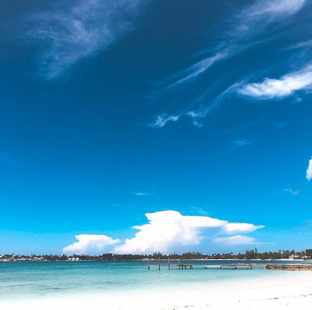 Can I stay forever? #Bahamas #Nassau #BeachLife #LifeWellTravelled #TravelMedia #bnesimppl