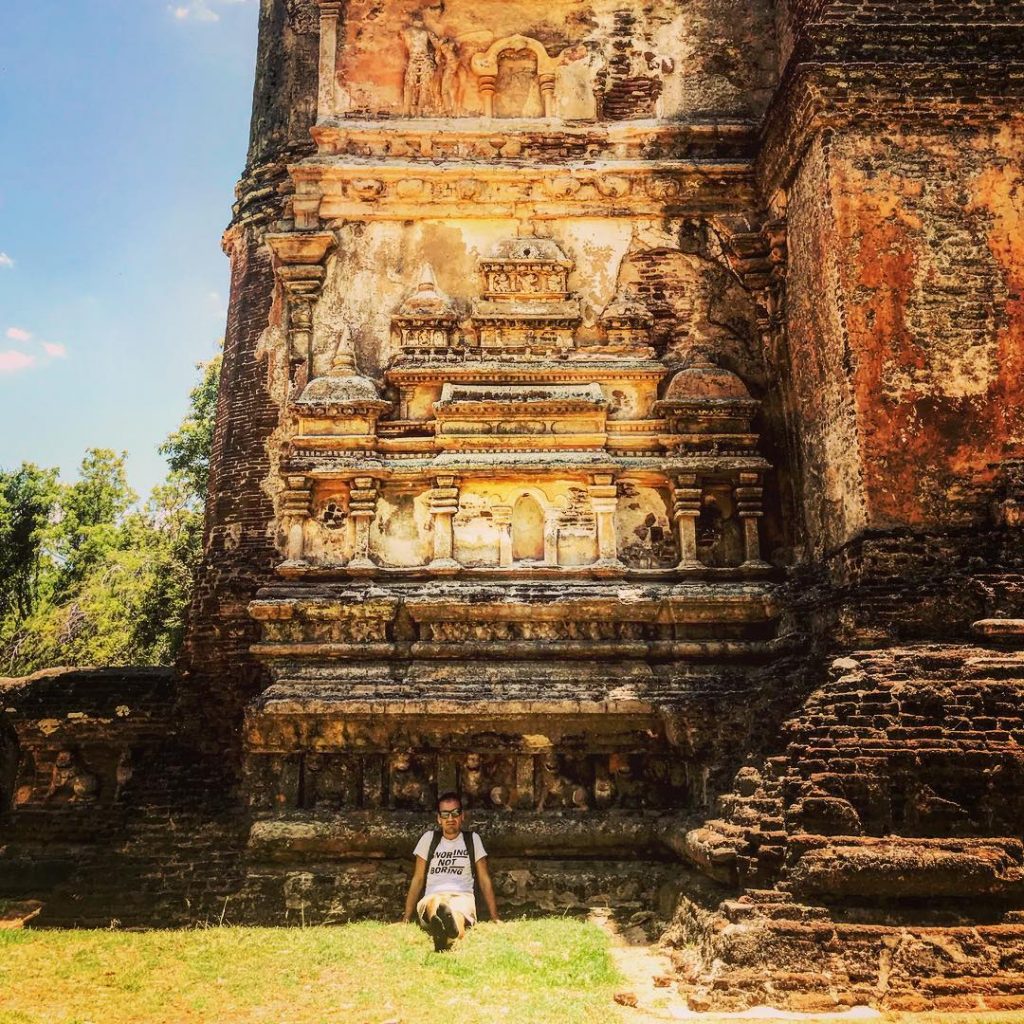 #polonnaruwa city of ruins!! ????????________________________________________________________ #srilanka2018 #treasures #familytrip #unescoworldheritage #wheninasia #wheninsrilanka #iamtb #travelgram #wanderlust&hellip;