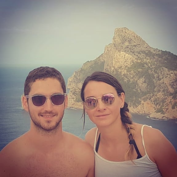 Viewpoint Mallorquin . . . . . . . . #instaview #instalove #sunglasses #cliff…