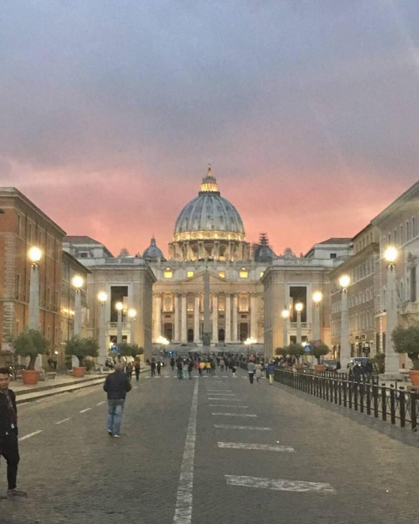 My Rome! ️ #rome #roma #vatican #stpeterbasilica #architecture #building #city #travel #traveling #visiting #instatravel…