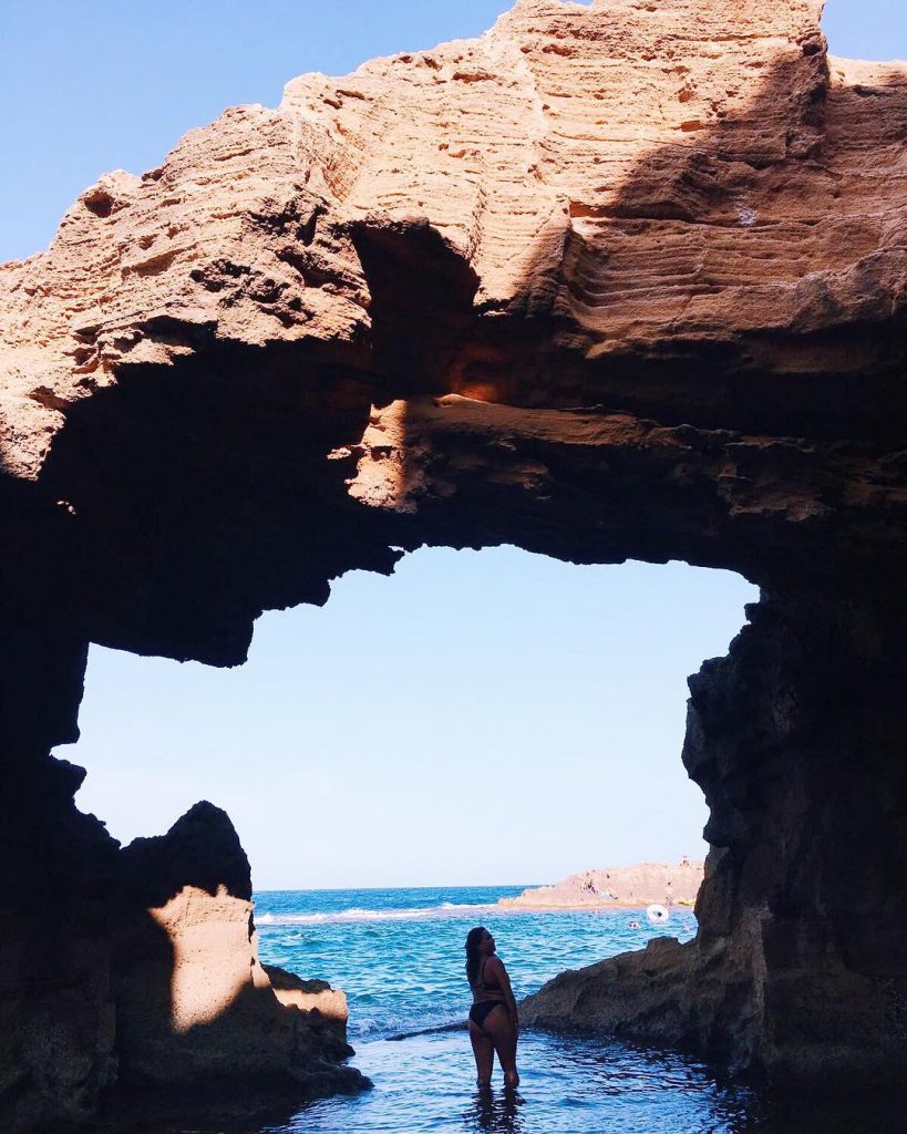 Too flamBOUYant to drown ‍️ #rollinginthedeep . . . #toosoon #tramatic #spain #neardeathexperience #españa&hellip;