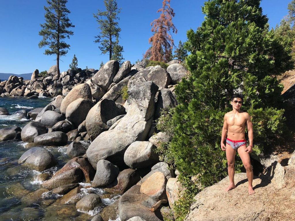 Secret Cove #laketahoe #carsoncity #friendsgettogether #roadtrip #weekend #endofsummer #nature #lake #sunny #serenity #photooftheday #iphoneonly&hellip;