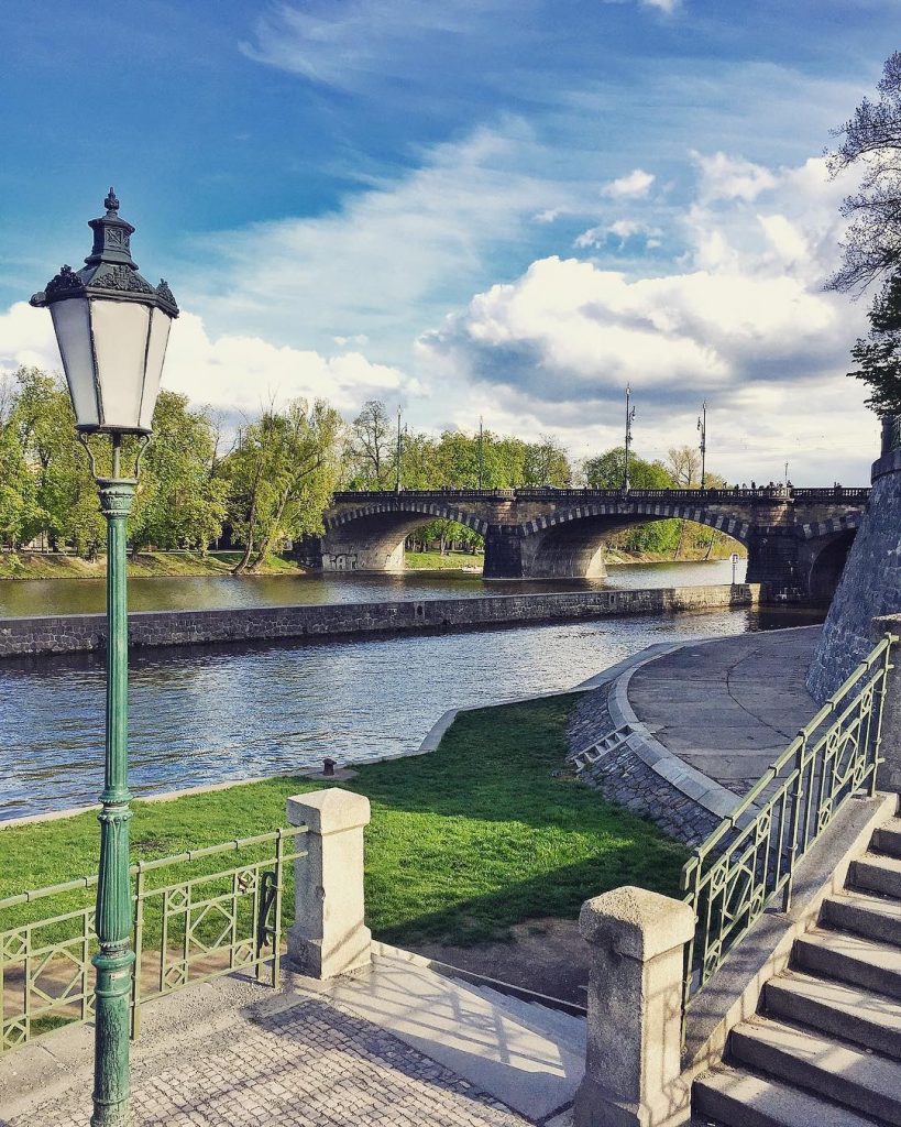 #topeuropephoto #prague #beautifuldestinations #bestcitybreaks #travellingtroughtheword #trip #travel #wanderlust #triplovers #travelblogger #travelphotography #instatravel #instatrip #viagem…