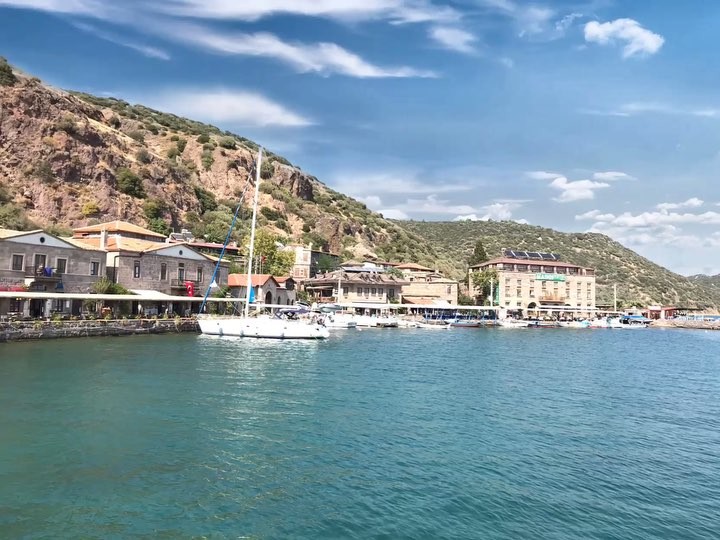 #assos #travelling #vacation #visiting #traveler #kadrajimizdan #perfectshot #pictureoftheday #trip #holiday #photooftheday #lifeofadventure #doyoutravel #tourism…