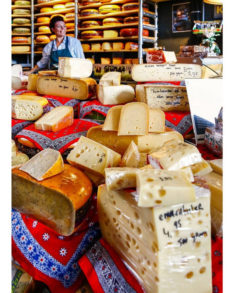 Cheese shop, Markthal. Rotterdam, Holland. . . . #rotterdam #bnesimppl #mytinyatlas #TLPicks #lifewelltravelled #travelling&hellip;