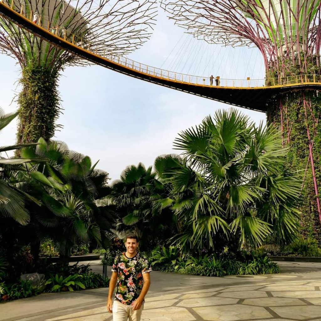 Singapur ???????? nos ha sorprendido, una ciudad llena de contrastes, rascacielos enormes y barrios&hellip;