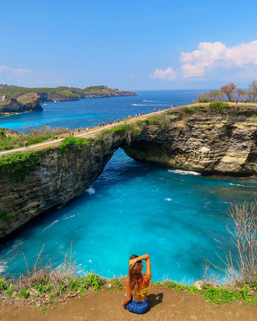 Broken Beach is one of the most iconic and popular spots on Nusa Penida&hellip;