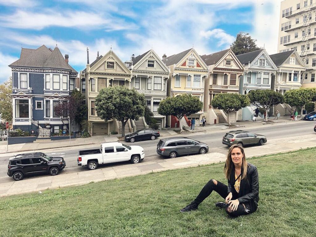 The Painted Ladies en San Francisco es un grupo de casas Victorianas en fila,…