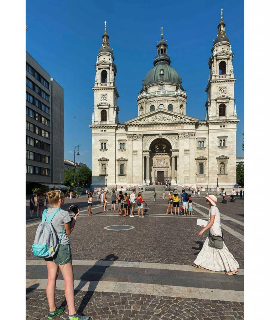 St. Stephens Basilica, Budapest, Hungary. . . . #budapest #bnesimppl #mytinyatlas #TLPicks #lifewelltravelled #travelling&hellip;