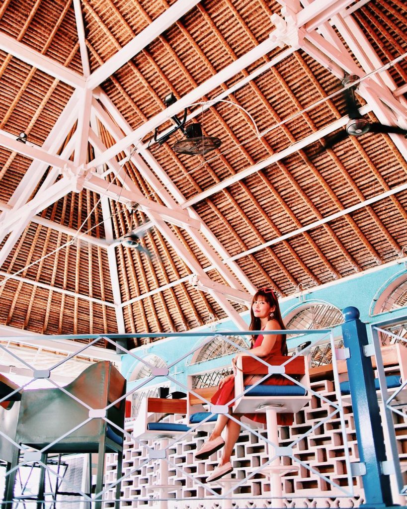 I really like the tones and build of this interior. Do I look like&hellip;