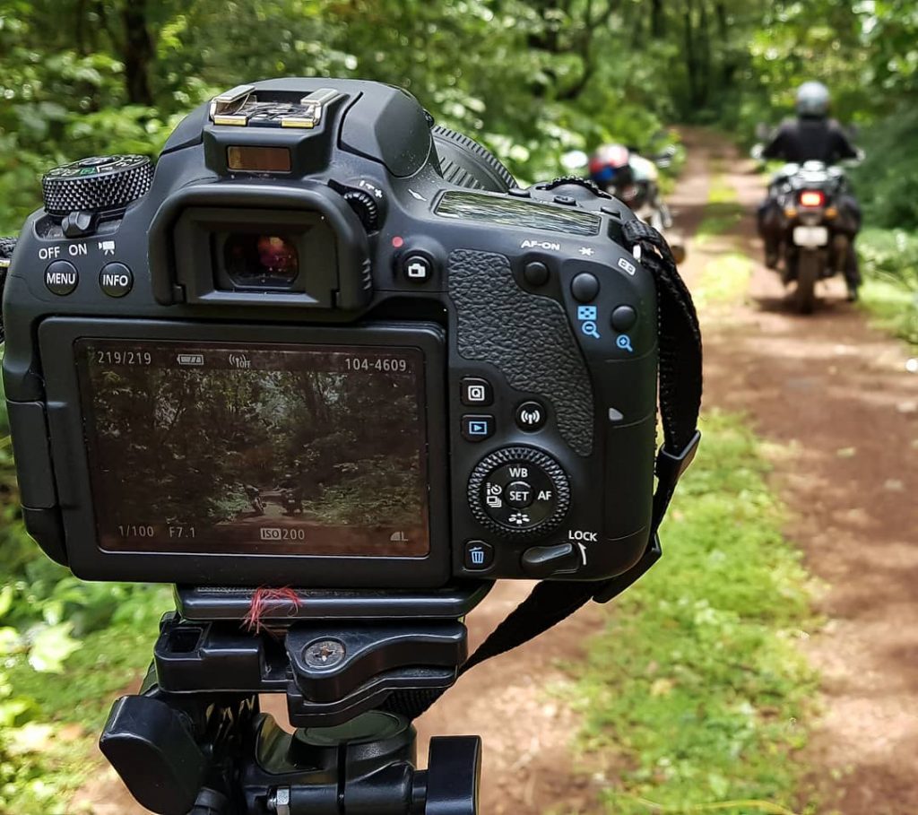 Frame Inside a frame! #ksutravelstories #kapidwaja #canon_eos_77d #canon18135mm #canon #travelphotography #travel #bikerbrothers #bikelife #roadtrip&hellip;