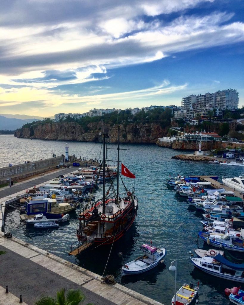 One evening at Antalya #marina #turkey_home #igersturkey #turkishmaestro #turkishfollowers #harbour #turkobjektif #ig_turkey #unlimitedturkey #allshotsturkey…
