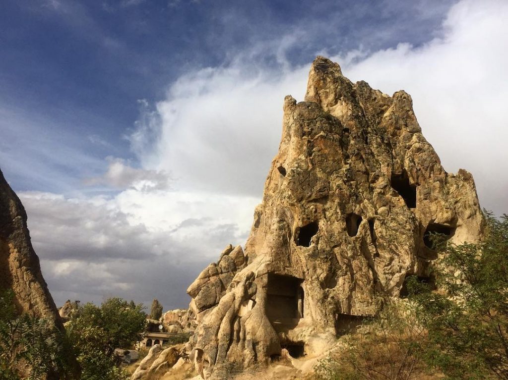One rainy and sunny day #turkeystagram #turkey_home #vscoturkey #turkishmaestro #sky #goreme #turkishfollowers #sky #turkobjektif&hellip;