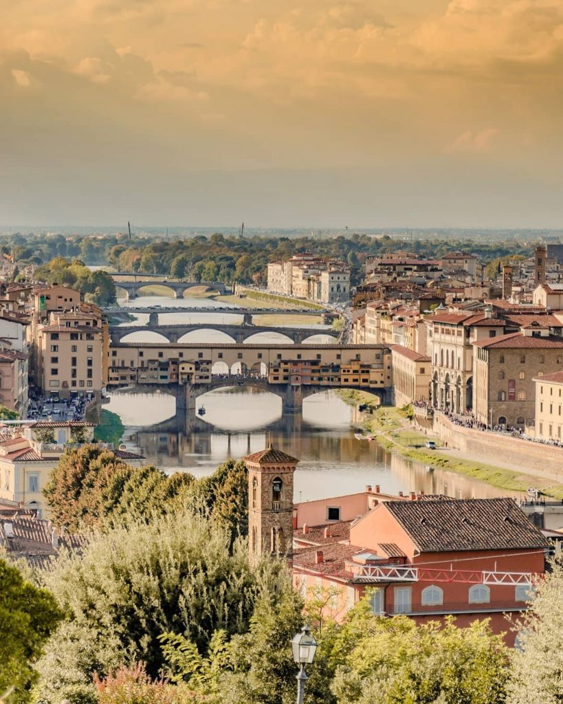 (????????) Firenze, Italia ???????? Ciao a tutti! Tornando a casa da Colle di Val&hellip;