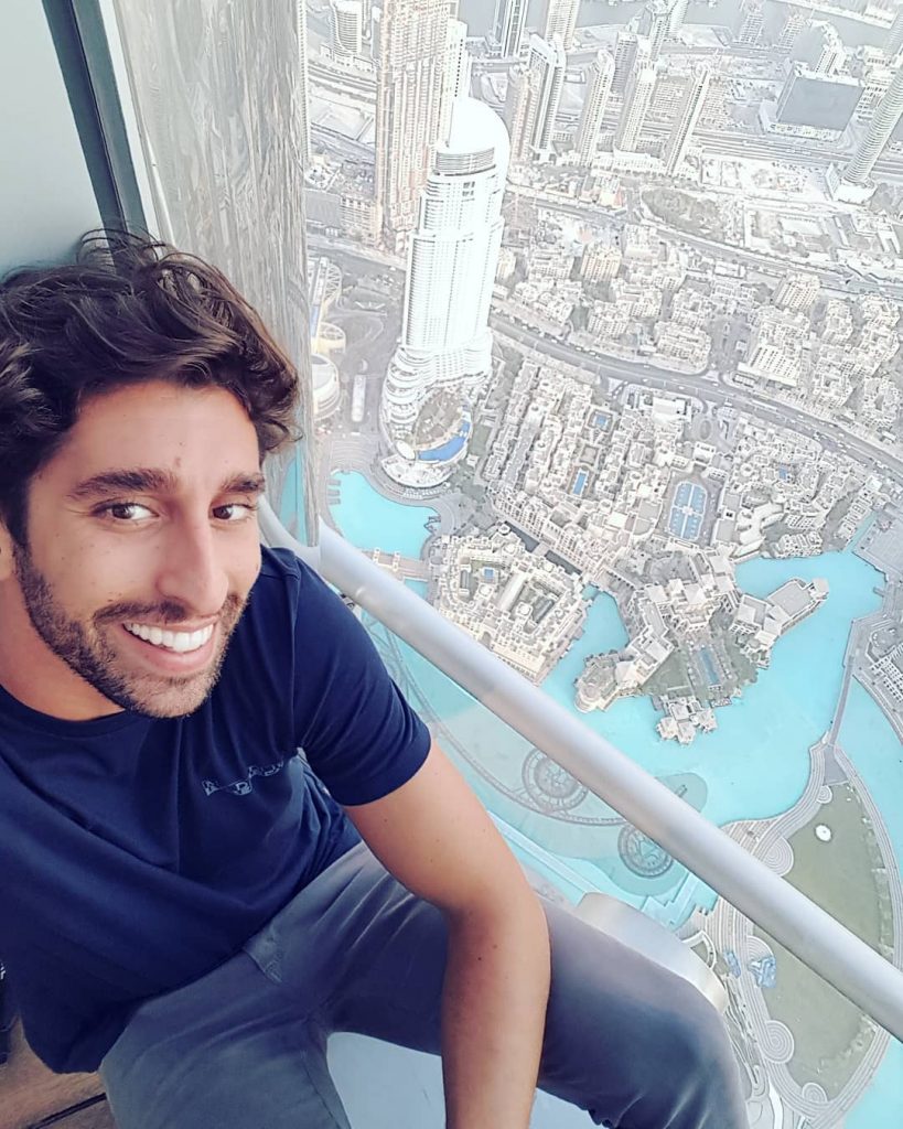 ????On the top of the world! . #burjkhalifa . . . #dubai #dubailife #dubailove…