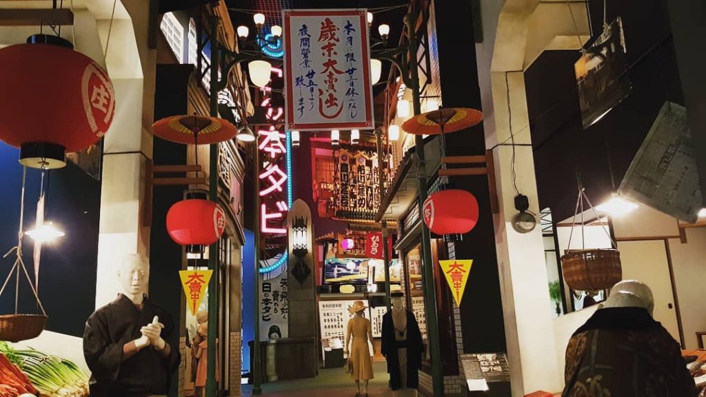 Learning lots about the beginnings and the rise of this prefecture at the #OsakaHistoryMuseum.&hellip;