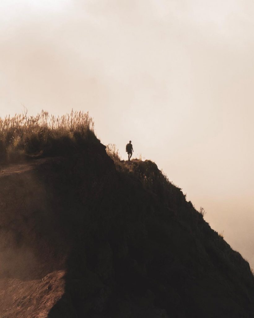 Solo traveling isn’t about traveling in loneliness. It’s about the people you get to&hellip;