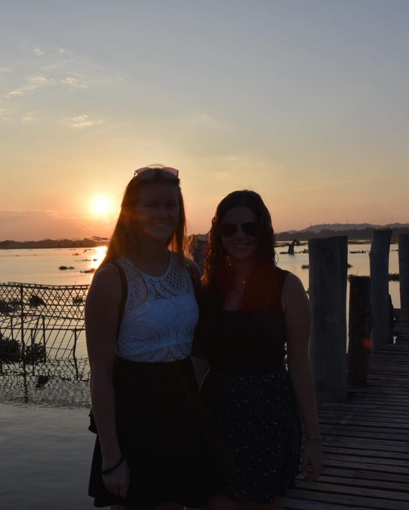 Mandalay ~ #newpost #asia #myanmar #mandalay #ubeinbridge #kuthadowpagoda #rosiontour #reisenfuerweltentdecker #starttheadventure #backpackers #weltreise #oncearoundtheworld&hellip;