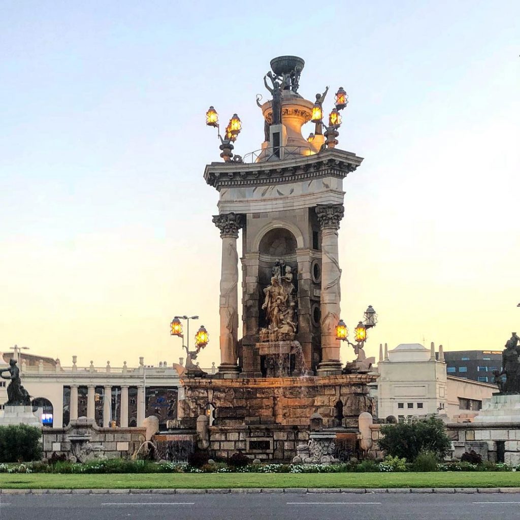 Albeggiando. #barcelona #spain #travel #love #instagood #bcn #photography #photooftheday #summer #españa #picoftheday #art #catalunya&hellip;