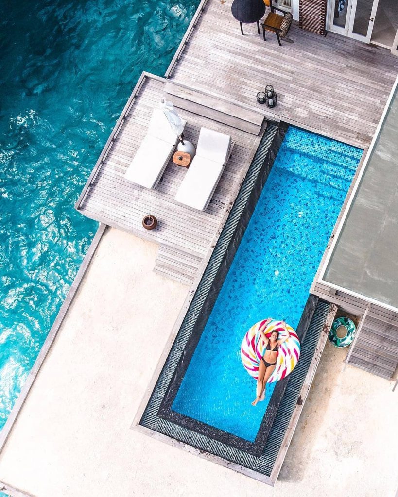 Maldives . . by @labelleenvie . . #travel #traveling #travelgram #travelling #travelholic #traveller #travelelers&hellip;