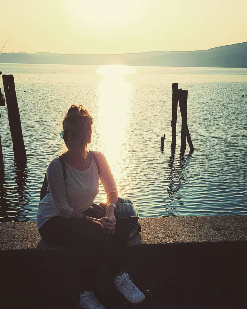 #lake #trevignano #lazio • • • #bnesimppl #prospettive #sun #sunset_pics #red #sfumature #sunset #sunsetporn&hellip;