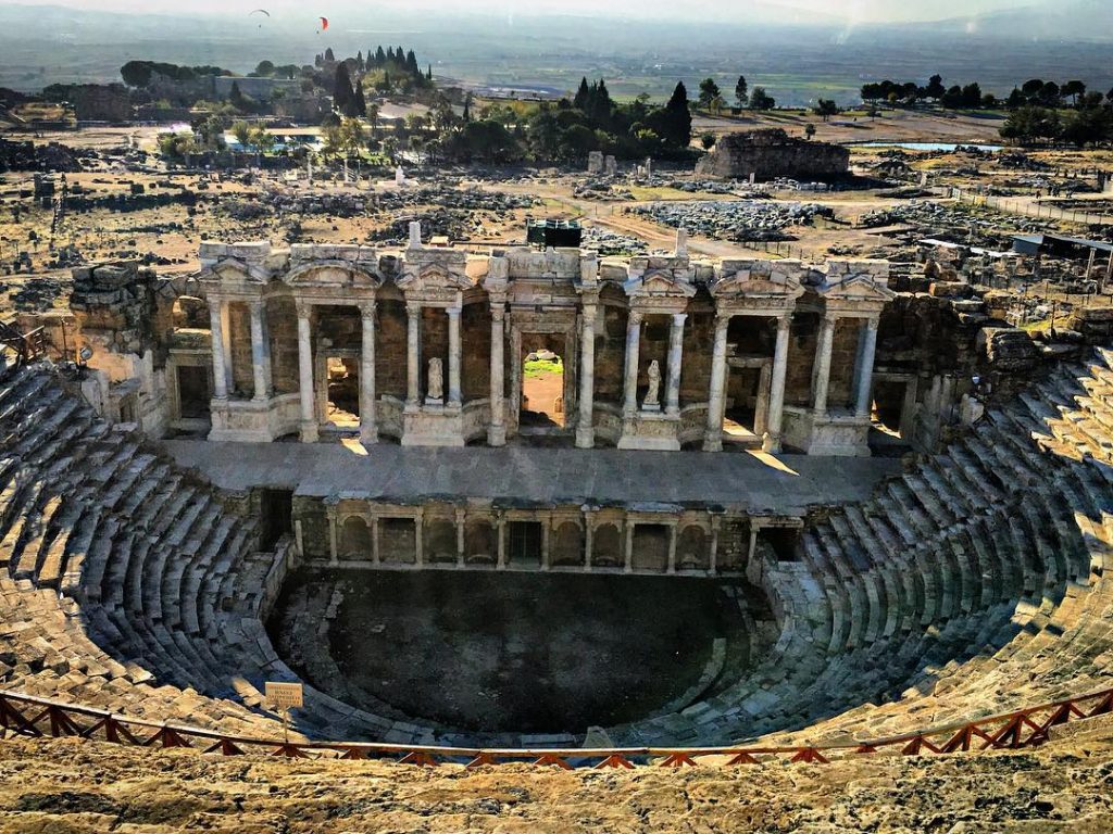 #amphitheater #hierapolis #travelling #vacation #visiting #traveler #kadrajimizdan #perfectshot #pictureoftheday #trip #holiday #photooftheday #lifeofadventure #doyoutravel&hellip;