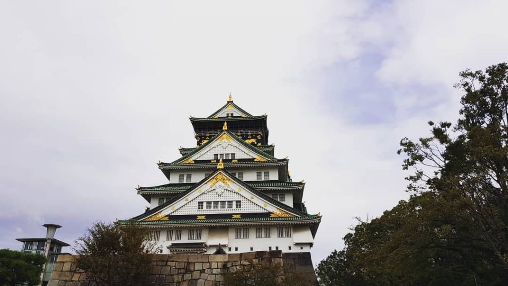 The #OsakaCastle in #Chuo, #Osaka is one of the country’s most famous castles and&hellip;