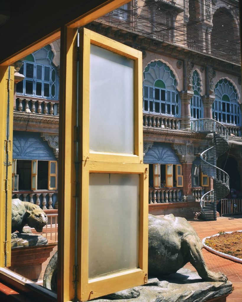 THE ROYAL ROAR Roar in a way that people only stare you from a&hellip;