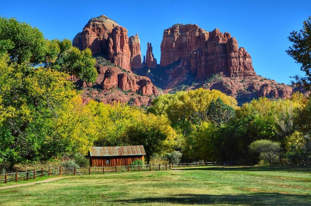 Trying to hit as many of The #Sedona vortexes (yes, they say “vortexes,” not&hellip;