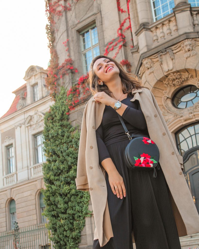 Когда немного отдохнула, увидела своих родных и близких, и вернулась домой 26-ти летней тётей️&hellip;