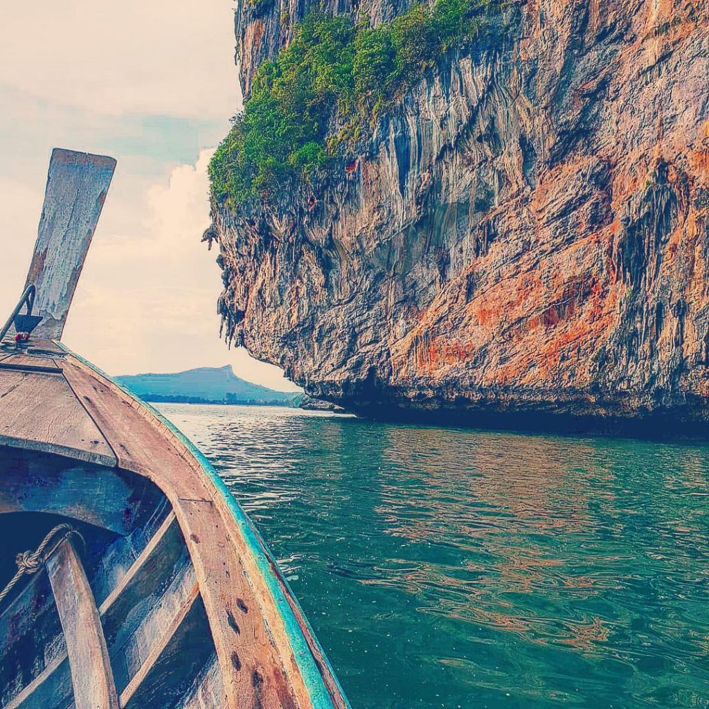 We dream in colors borrowed from the sea #railaybeach #taxiboat #emeraldwater #beautiful #bluesea #perfectview&hellip;
