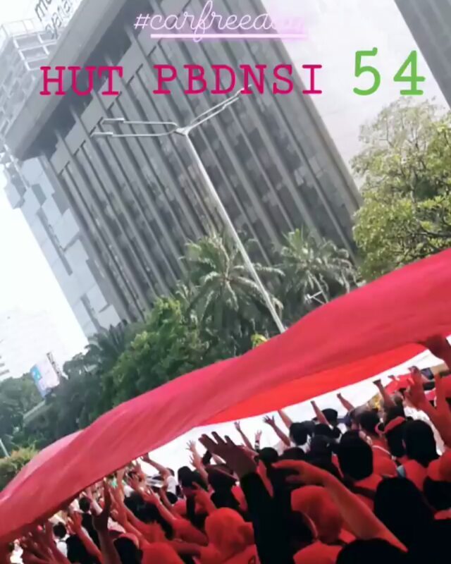 #merahputih #indonesia #flag #jakarta #pbdnsi #hut #carfreeday #red #instagood #instalike #likeforlike #like4like #instagram #goodday&hellip;