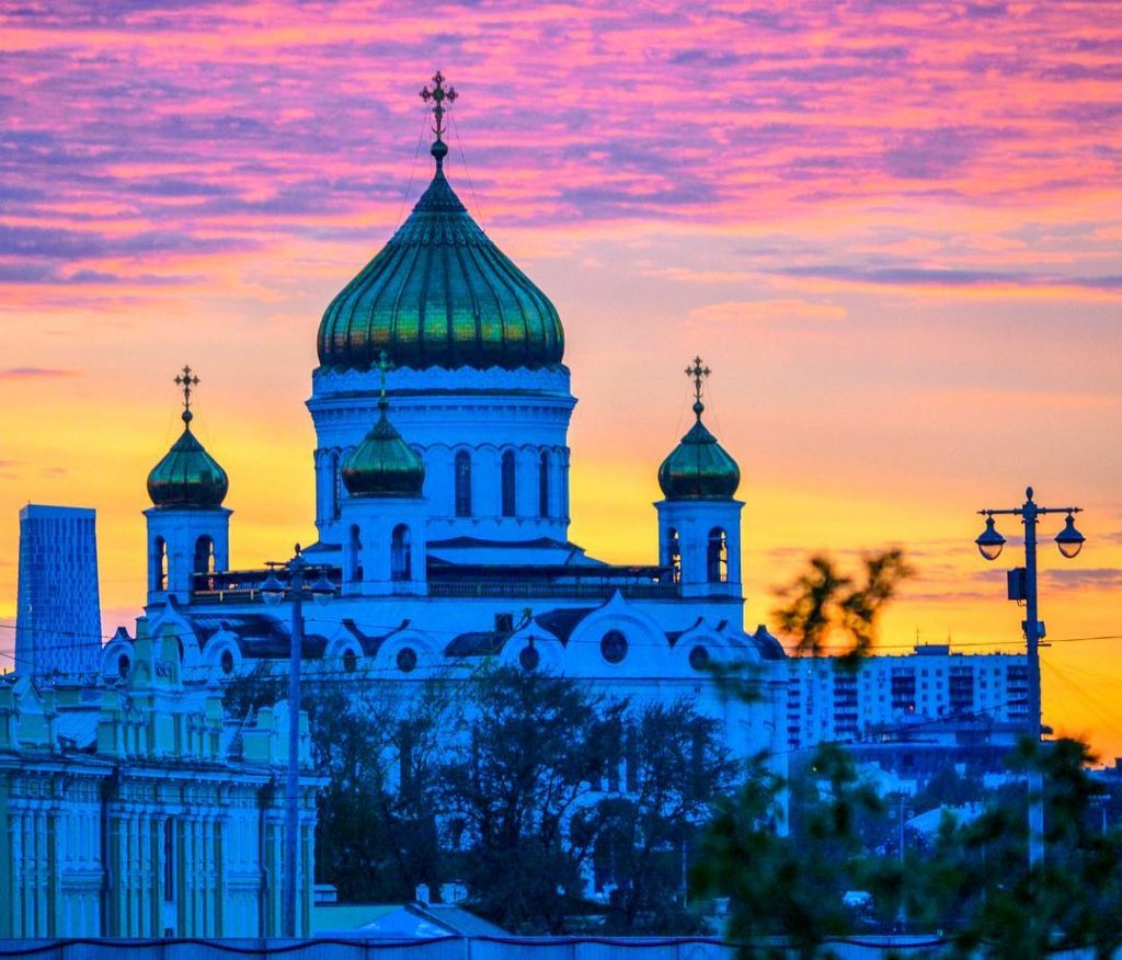 Otra maravilla de atardecer en Moscú, admirando la Catedral de Cristo Salvador