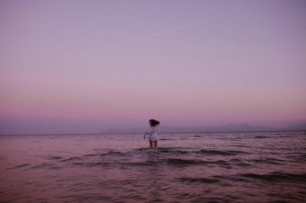 Sunset sunset sunset sunset #sunset #photographylover #mallorca #mallorcaisland #travelholic #traveltheworld #seaside #skyporn