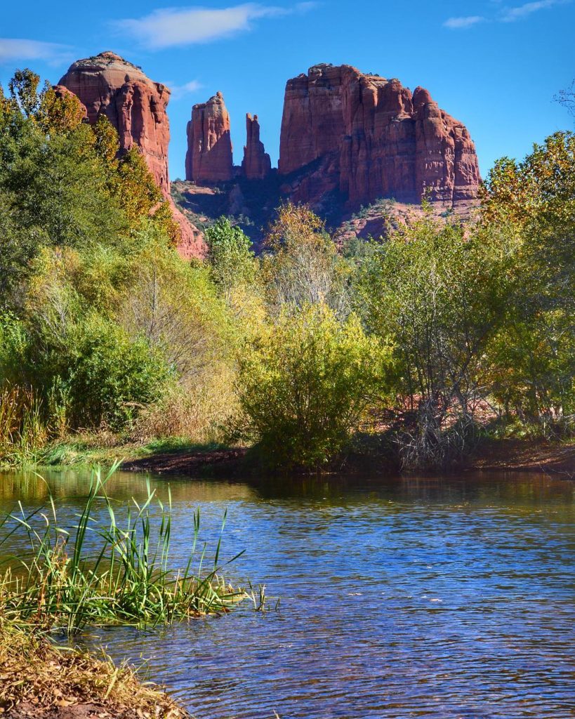 More #sedona views. I’ll never tire of exploring this place. #arizona #cathedralrock #travel #travelphotography…
