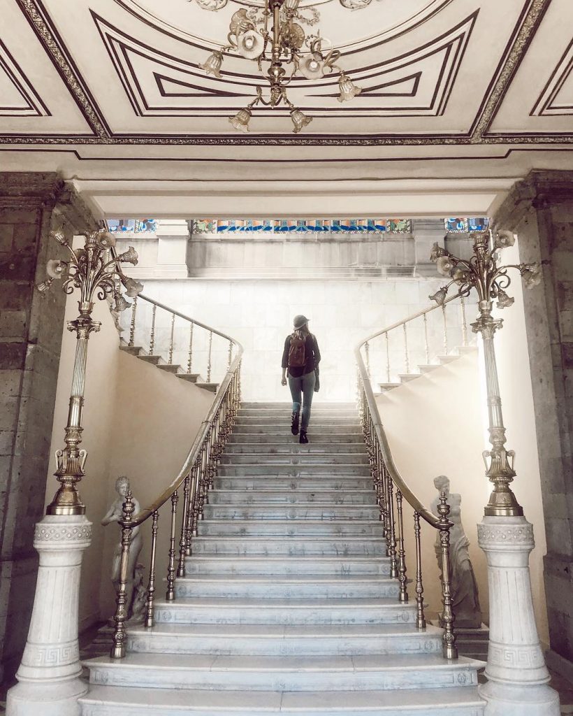 El estilo Neoclásico del Castillo de Chapultepec ????. Yo les recomiendo ir entre semana,&hellip;